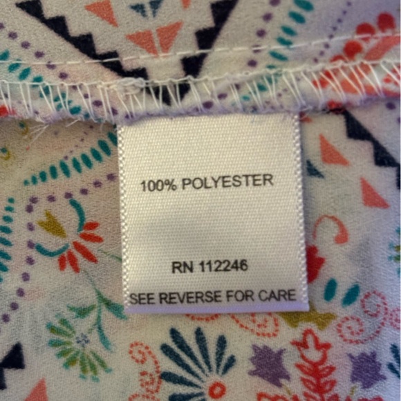 Sami & Jo Women’s summer button up blouse. - Picture 2 of 7